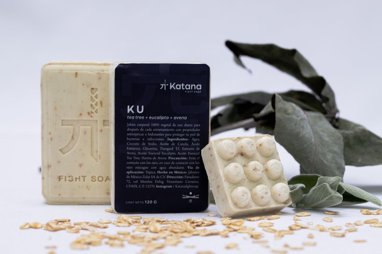 Ku: Avena + Tea tree + Eucalipto